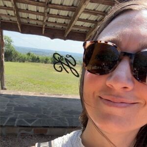 Meet your Posher, Kasey